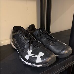 Men’s under armer sneakers